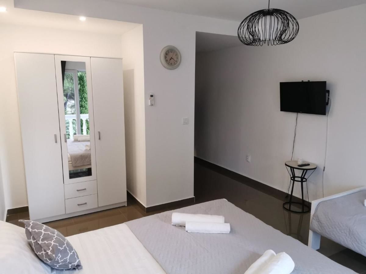 Апартаменты ANA APARTMANI Свети-Стефан-13