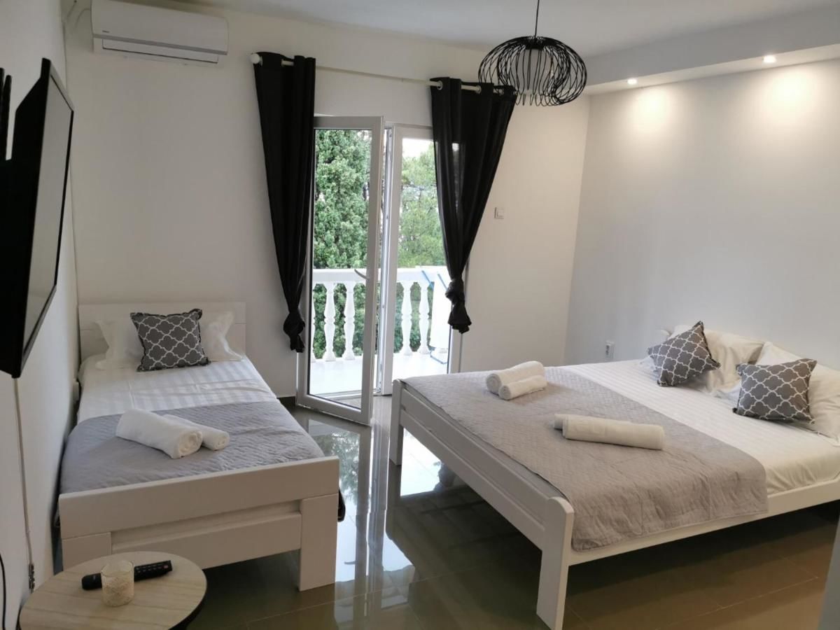 Апартаменты ANA APARTMANI Свети-Стефан-14